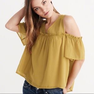 Abercrombie & Fitch cold shoulder yellow blouse M